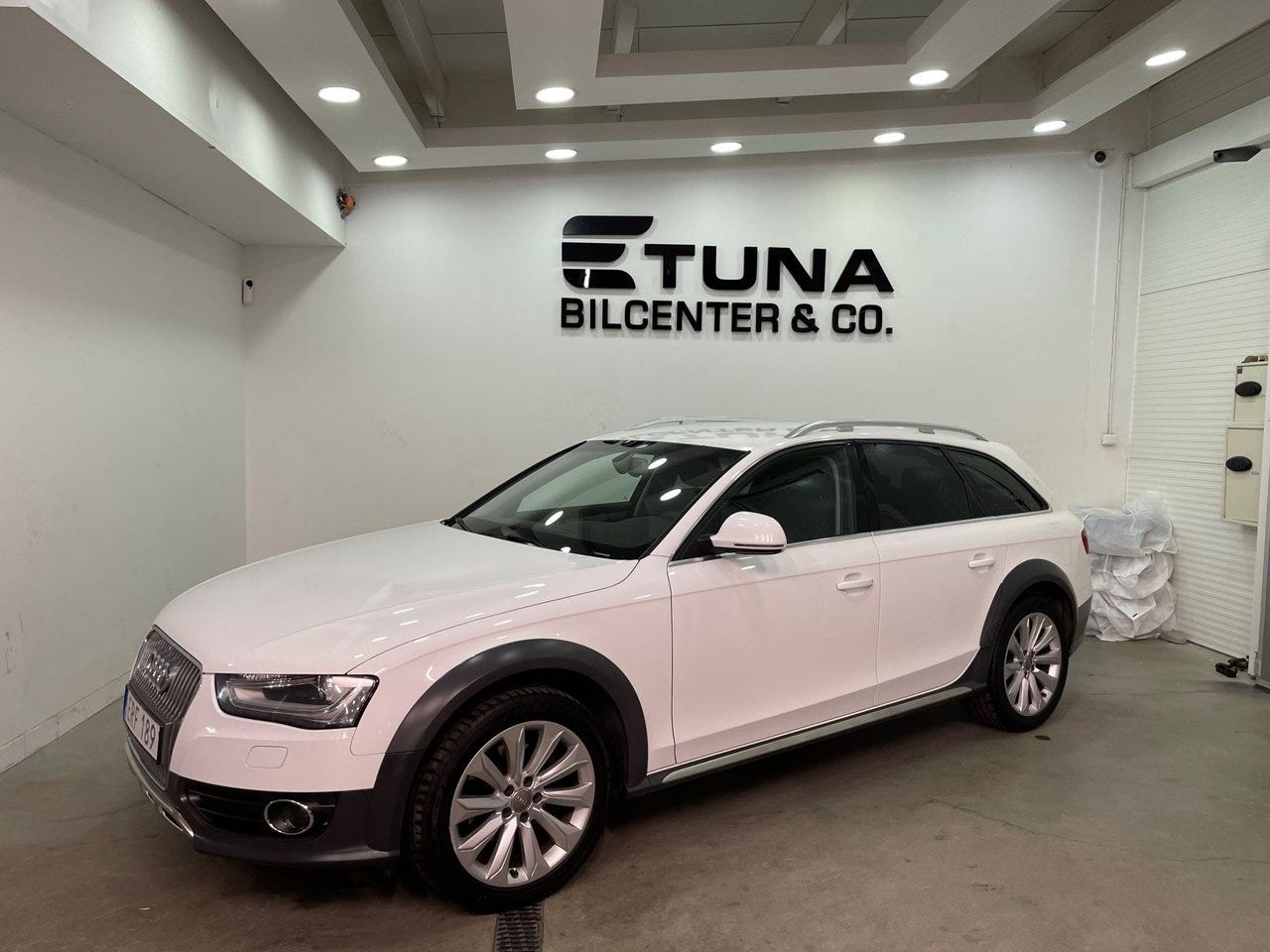 Audi A4 allroad 2013 – bild 1 av 15