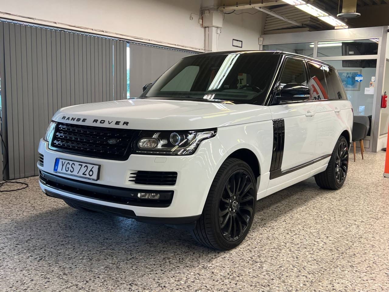 Land Rover Range Rover 2014 – bild 1 av 24
