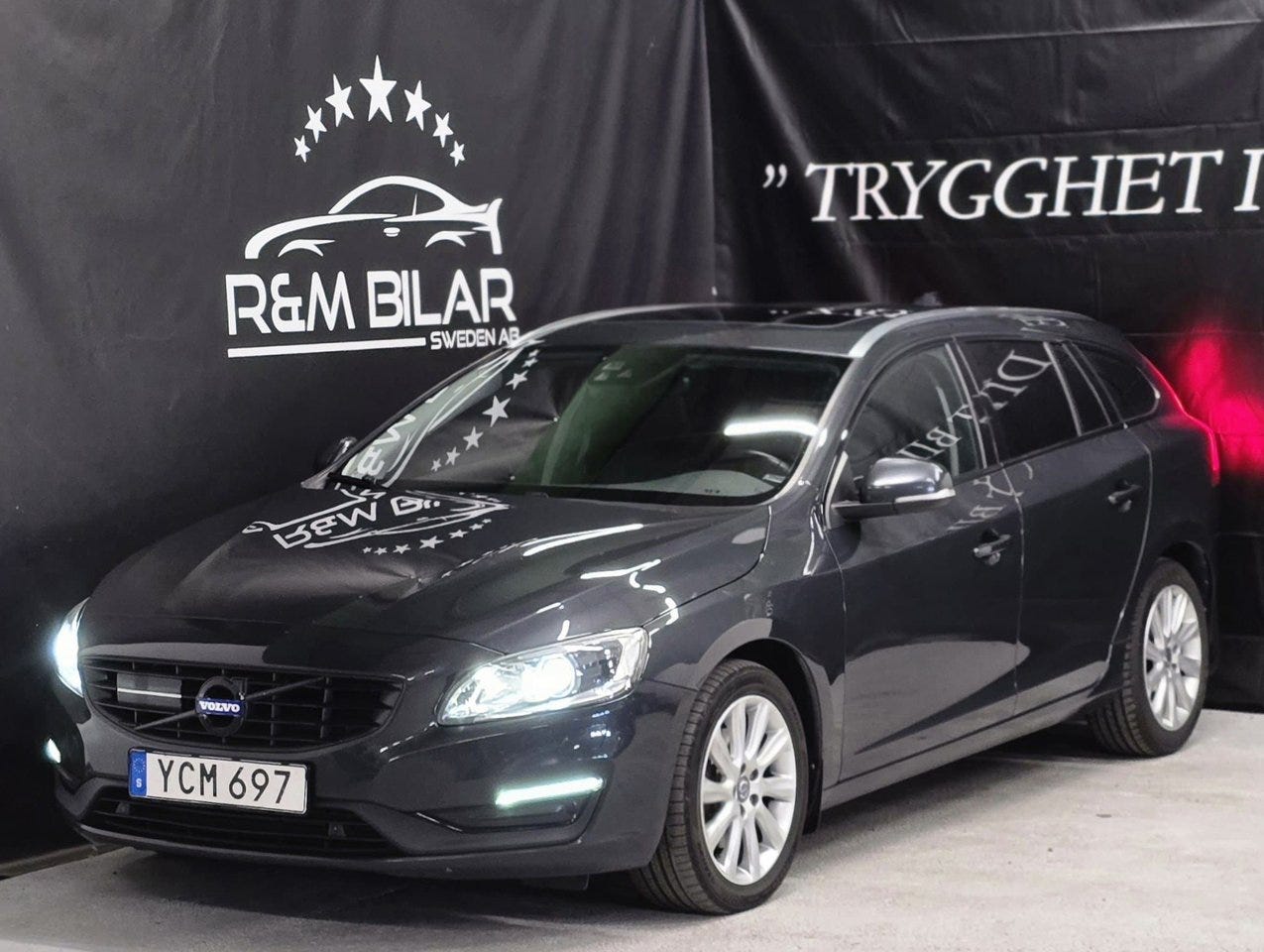 Volvo V60 2016 – bild 1 av 24