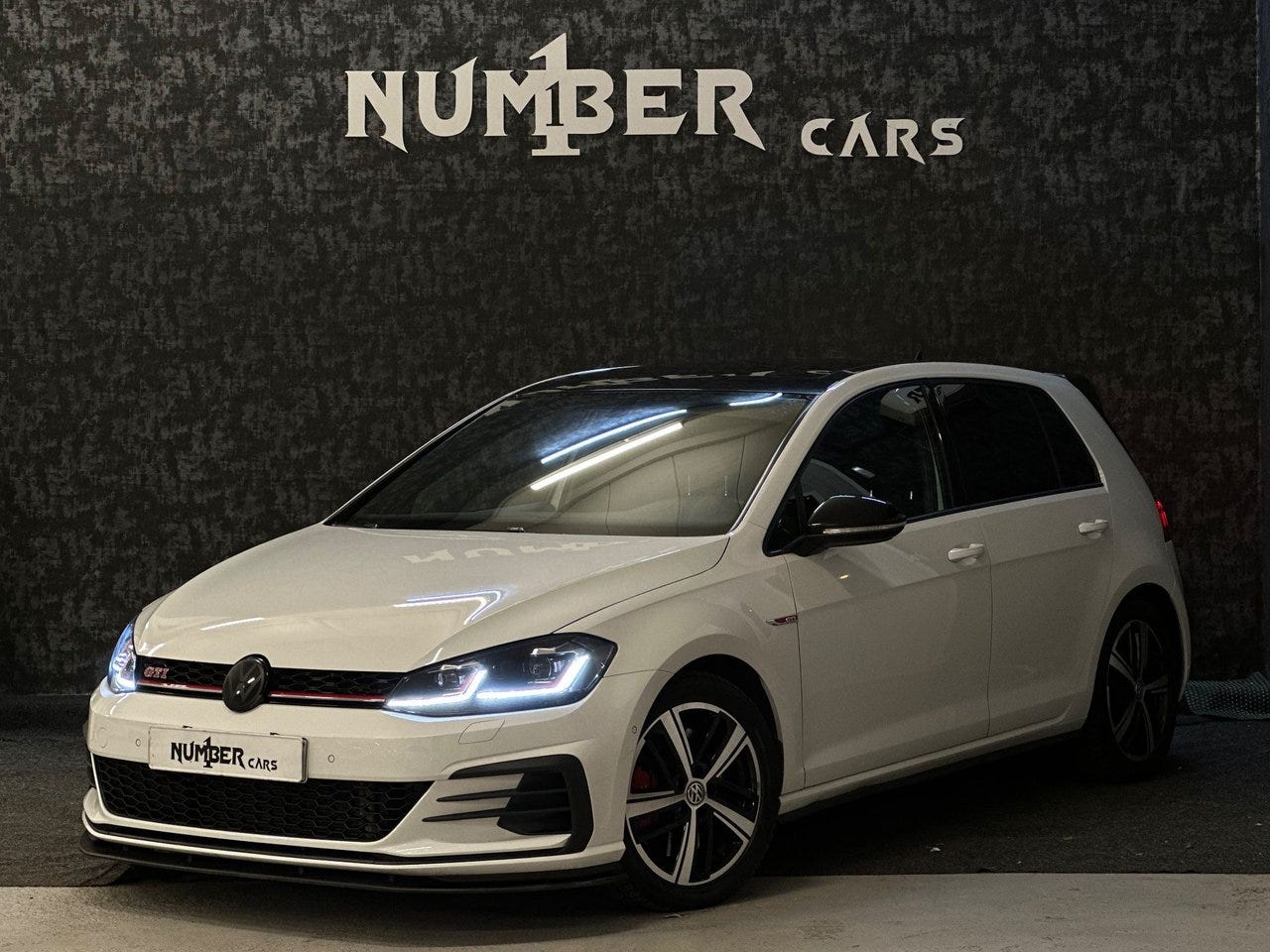 Volkswagen Golf-Serie 2018 – bild 1 av 24