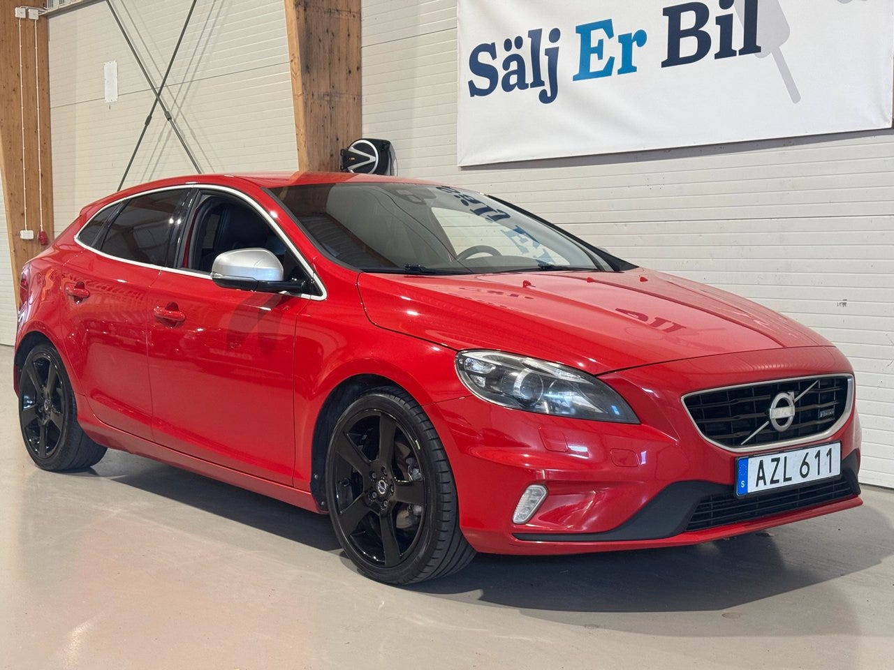 Volvo V40 2014 – bild 1 av 22
