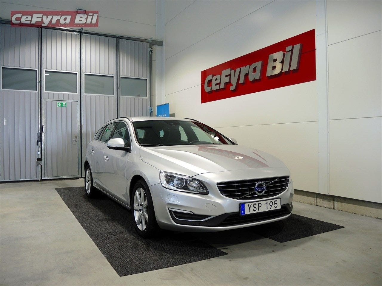 Volvo V60 2018 – bild 1 av 22
