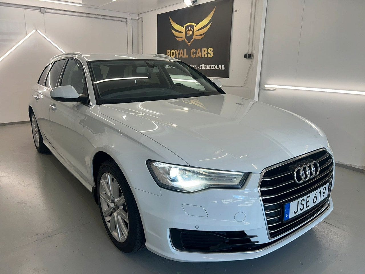 Audi A6 2015 – bild 1 av 24
