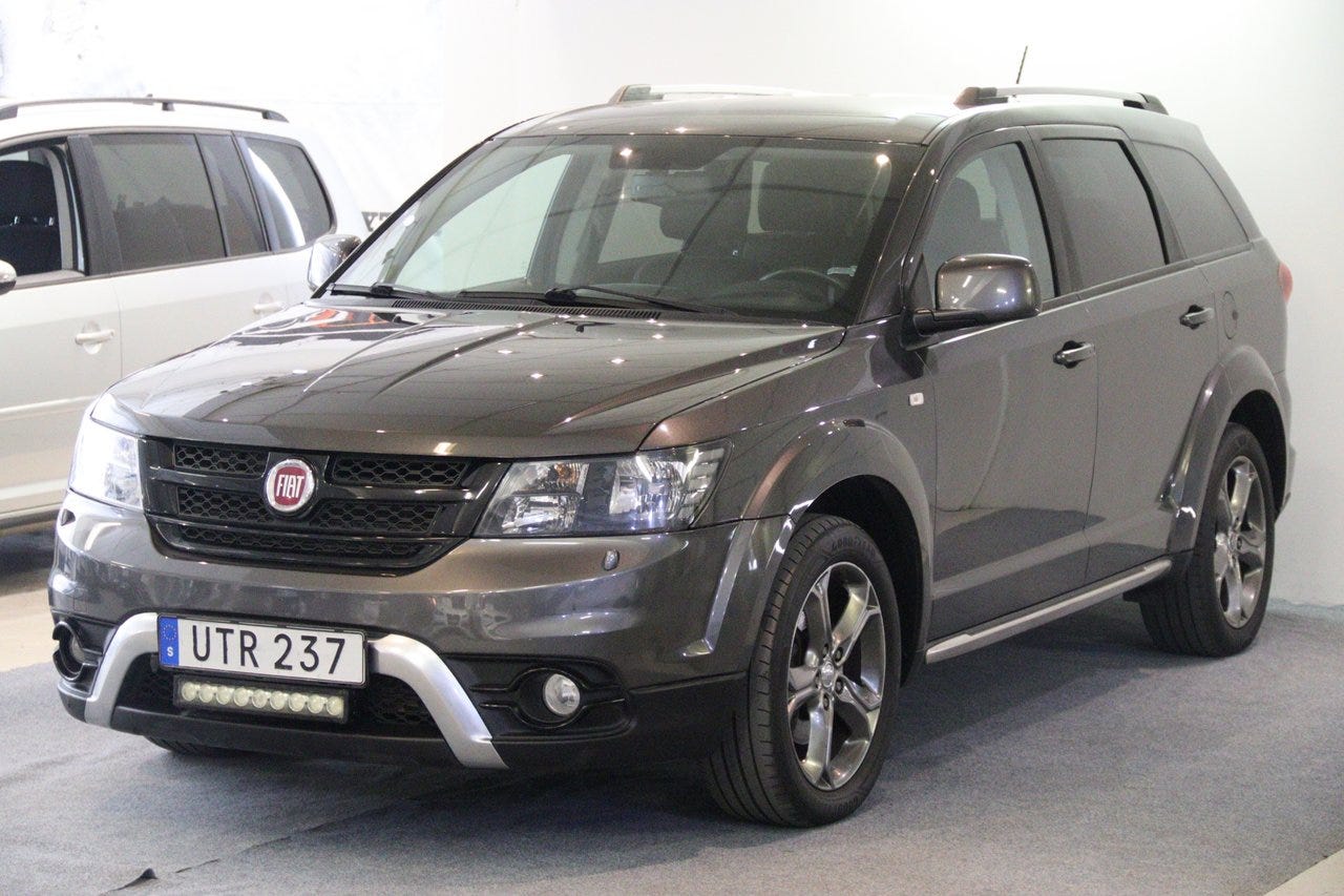 Fiat Freemont 2015 – bild 1 av 16