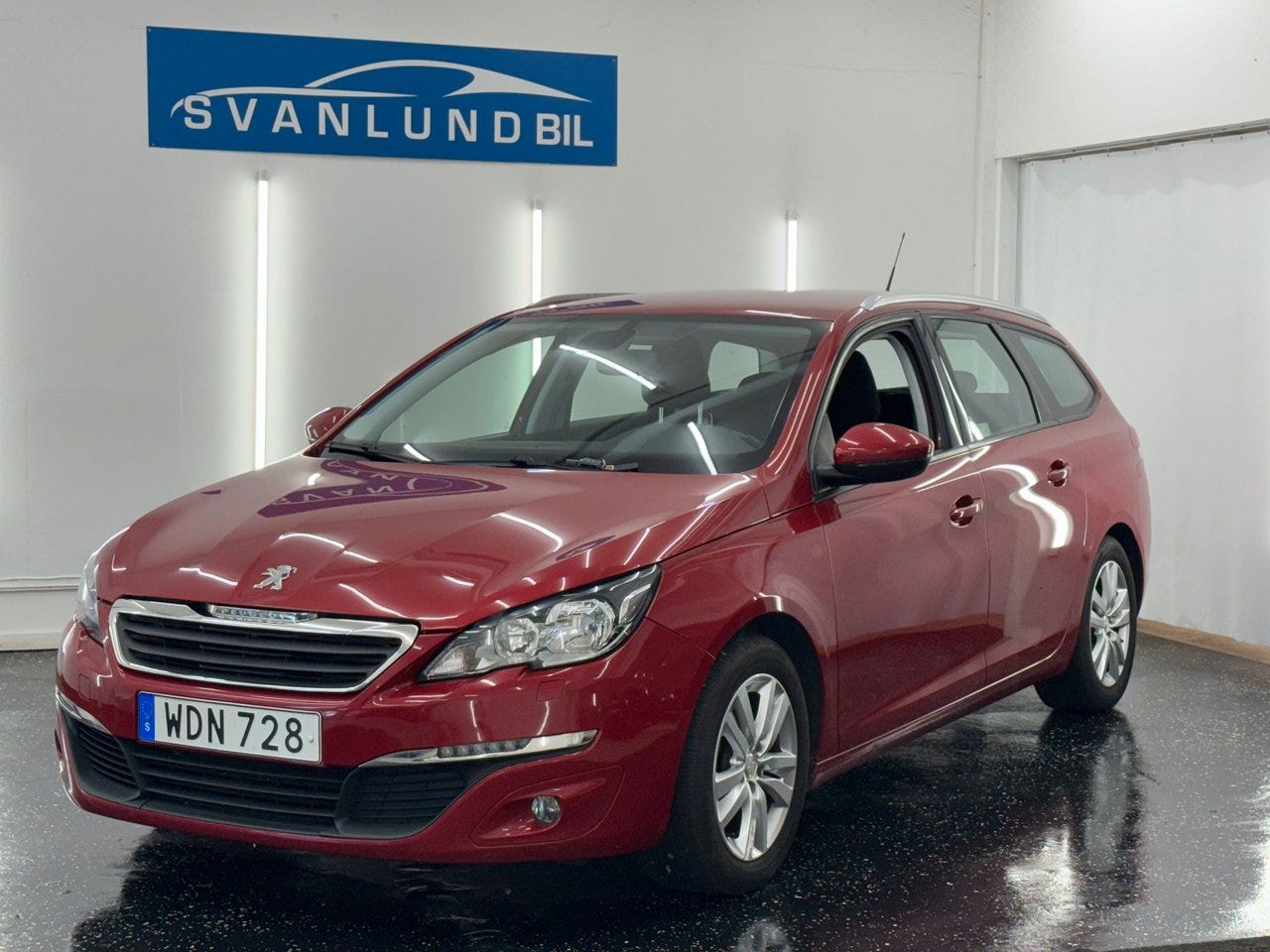 Peugeot 308 2015 – bild 1 av 16