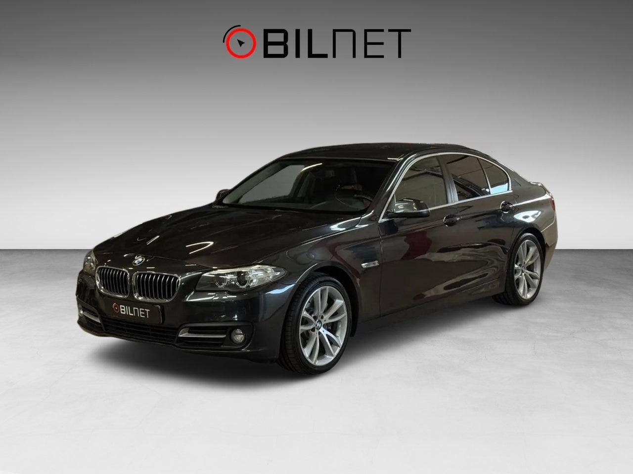 BMW 530d 2014 – bild 1 av 18