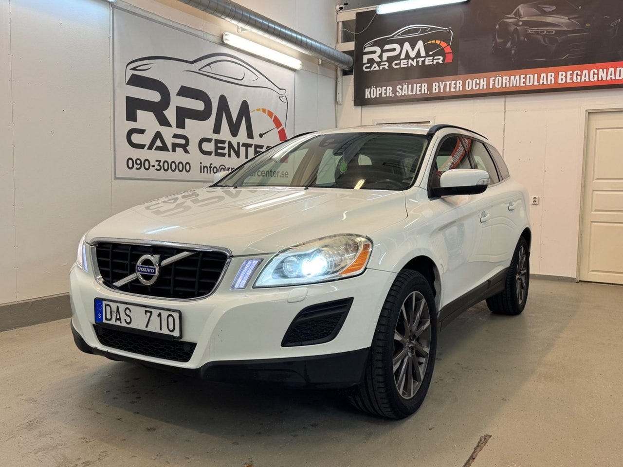 Volvo XC60 2013 – bild 1 av 19