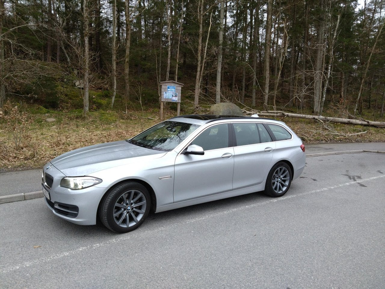 BMW 525 2014 – bild 1 av 12