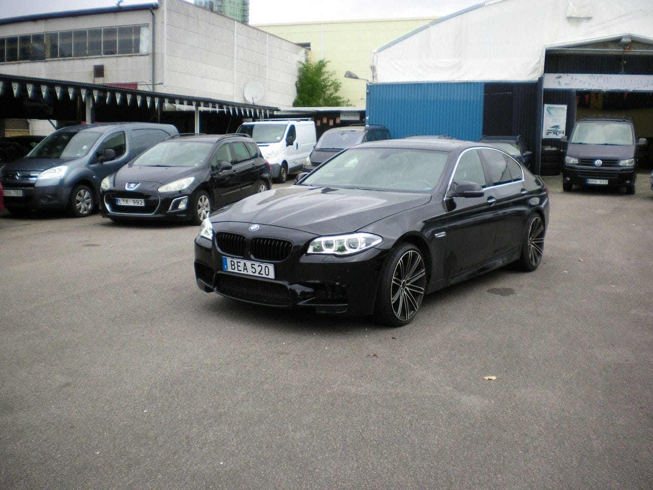 BMW 520 2016 – bild 1 av 11