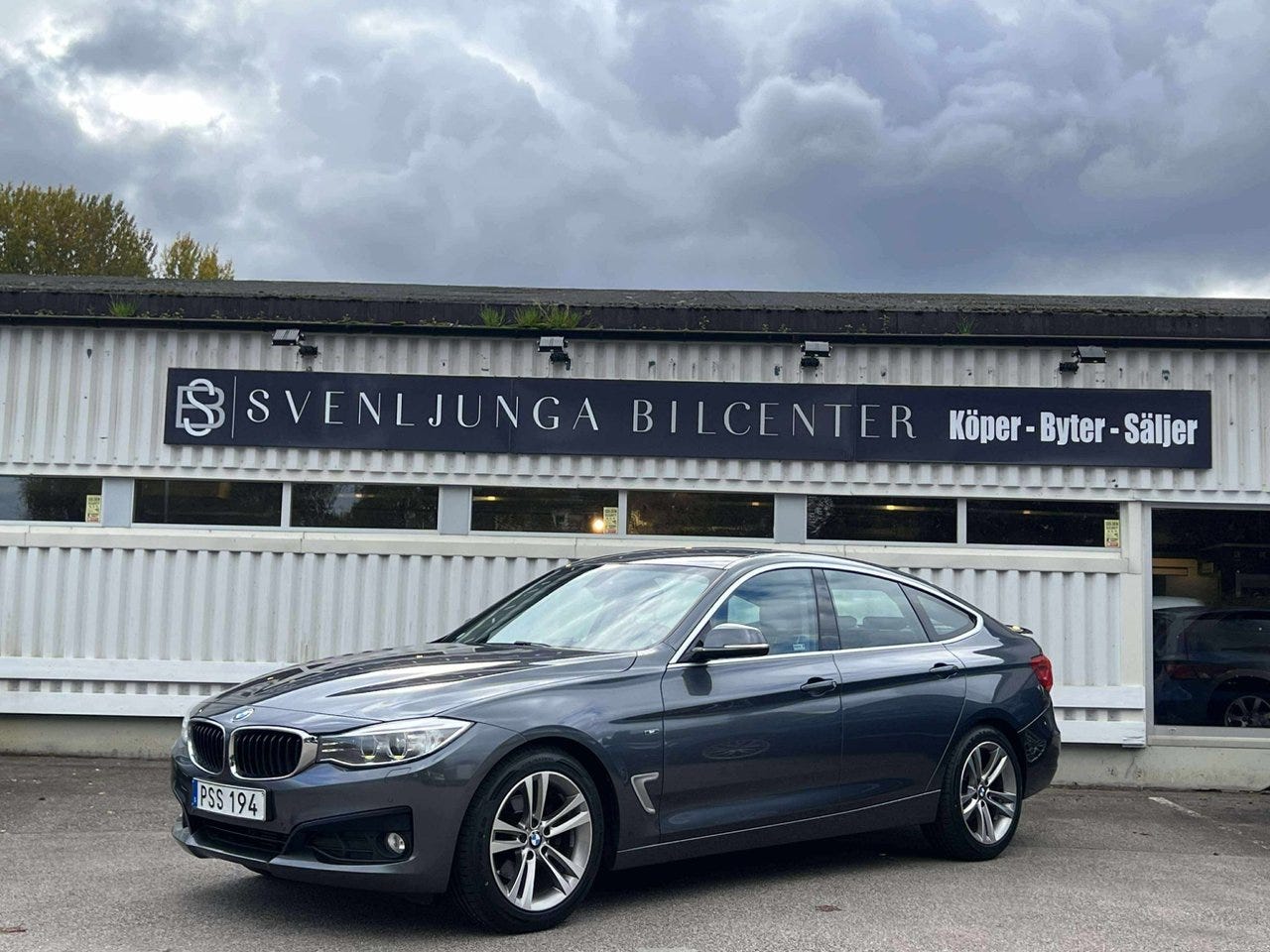 BMW 320 2014 – bild 1 av 23