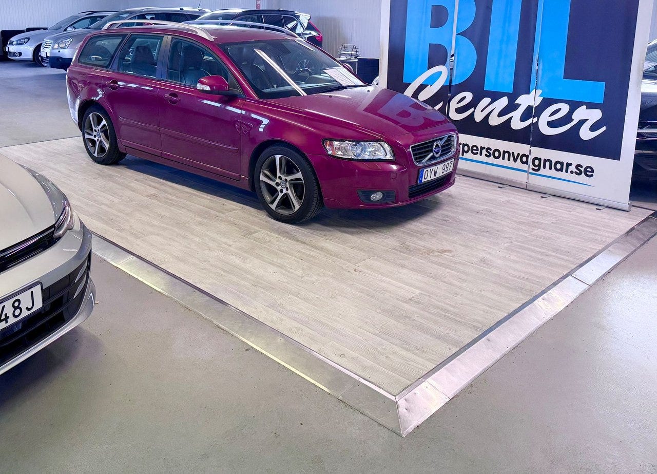 Volvo V50 2012 – bild 1 av 3