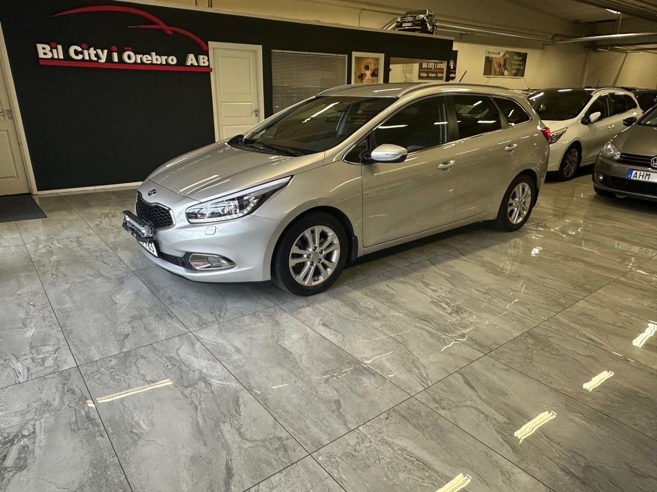 Kia Ceed 2015 – bild 1 av 20