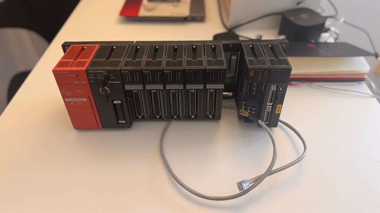 Mitsubishi MELSEC-A PLC system – komplett med I/O | Blocket