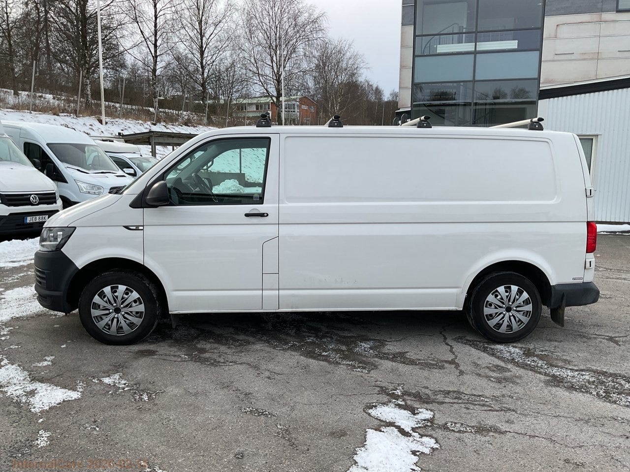 Volkswagen Transporter 2017 – bild 1 av 2