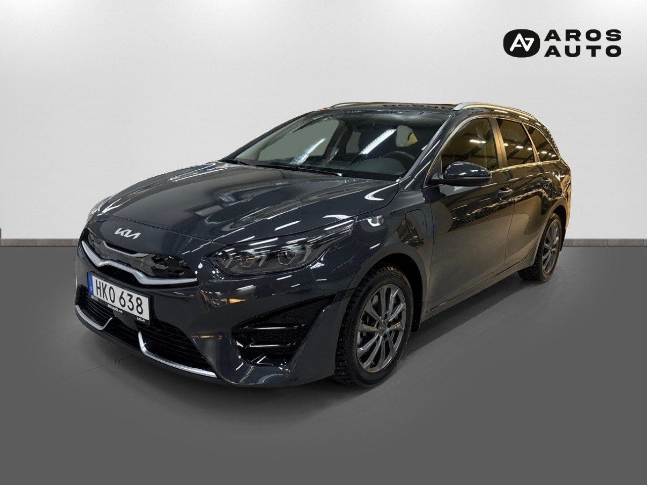 Kia Ceed 2024 – bild 1 av 14