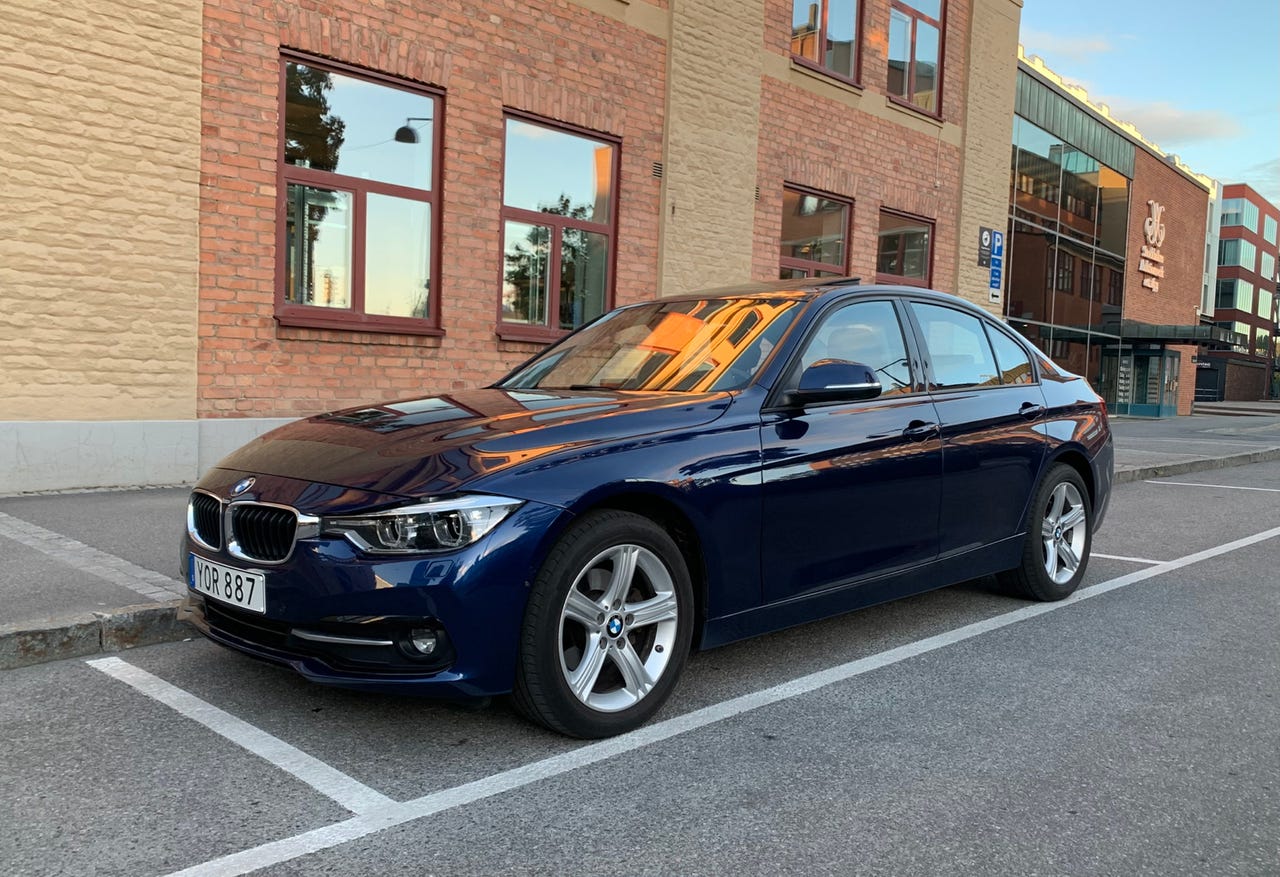 BMW 320d 2018 – bild 1 av 23