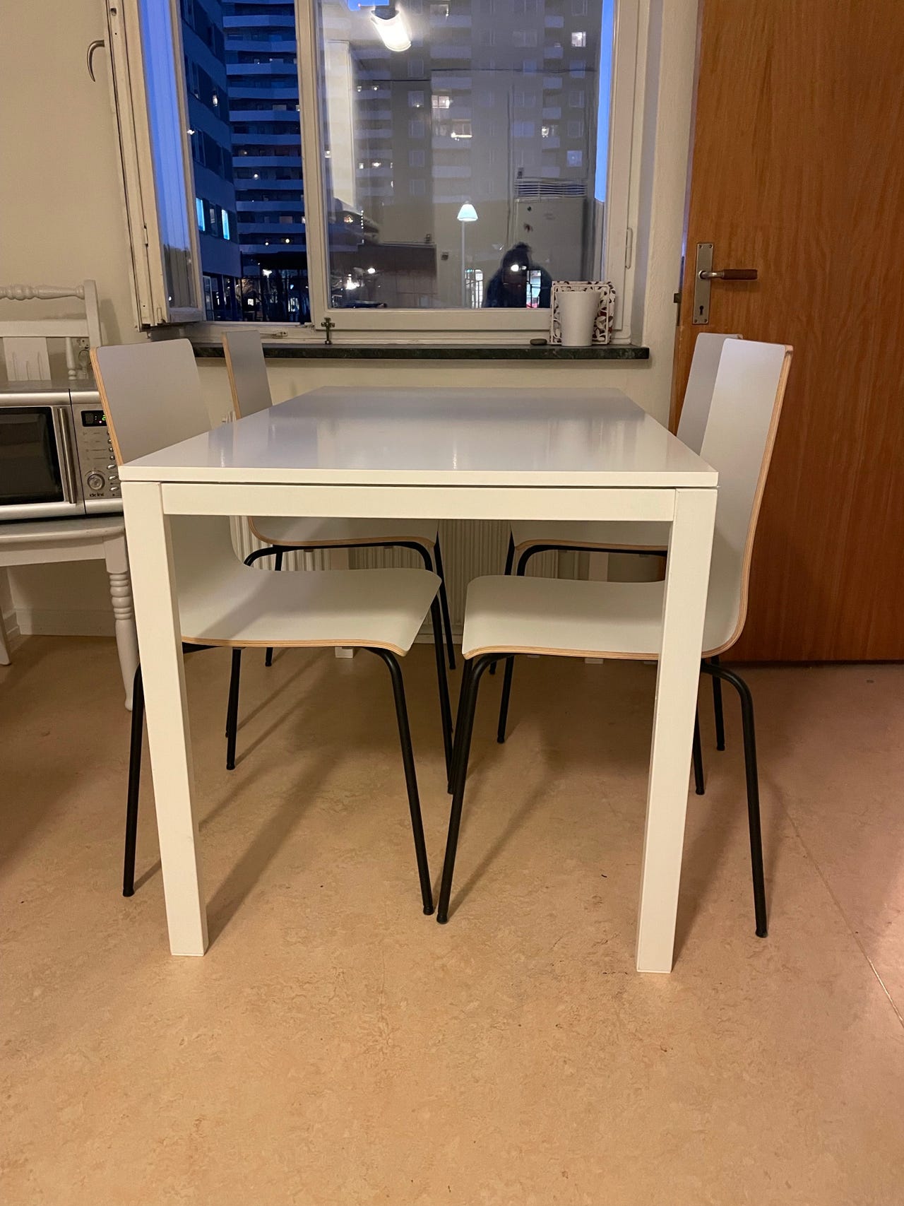 Bord och 4 stolar IKEA - MELLTORP, MARTIN | Blocket