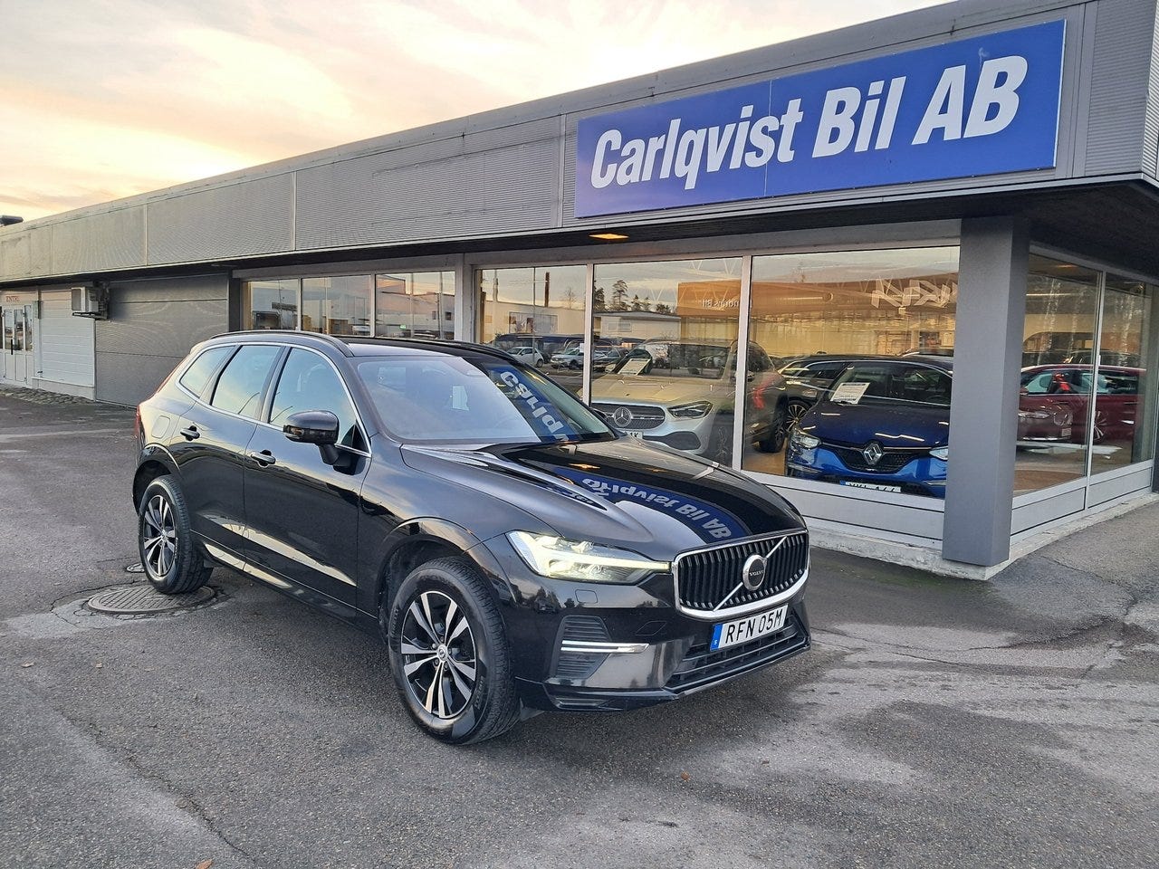 Volvo XC60 2022 – bild 1 av 7