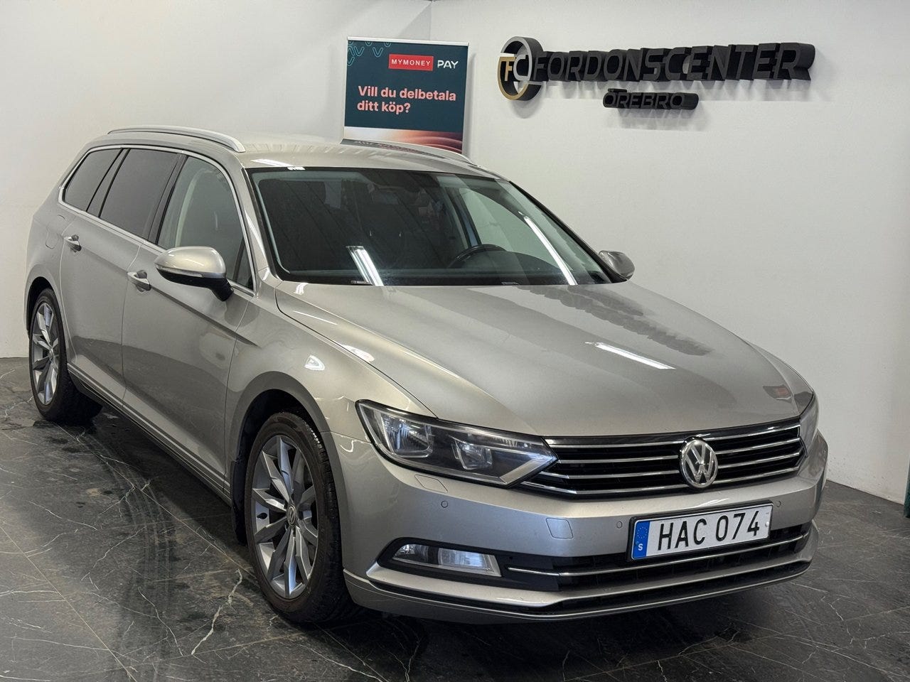 Volkswagen Passat 2016 – bild 1 av 24