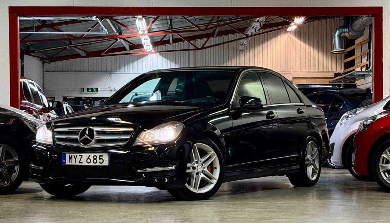 Mercedes-Benz C200 2013 – bild 1 av 13