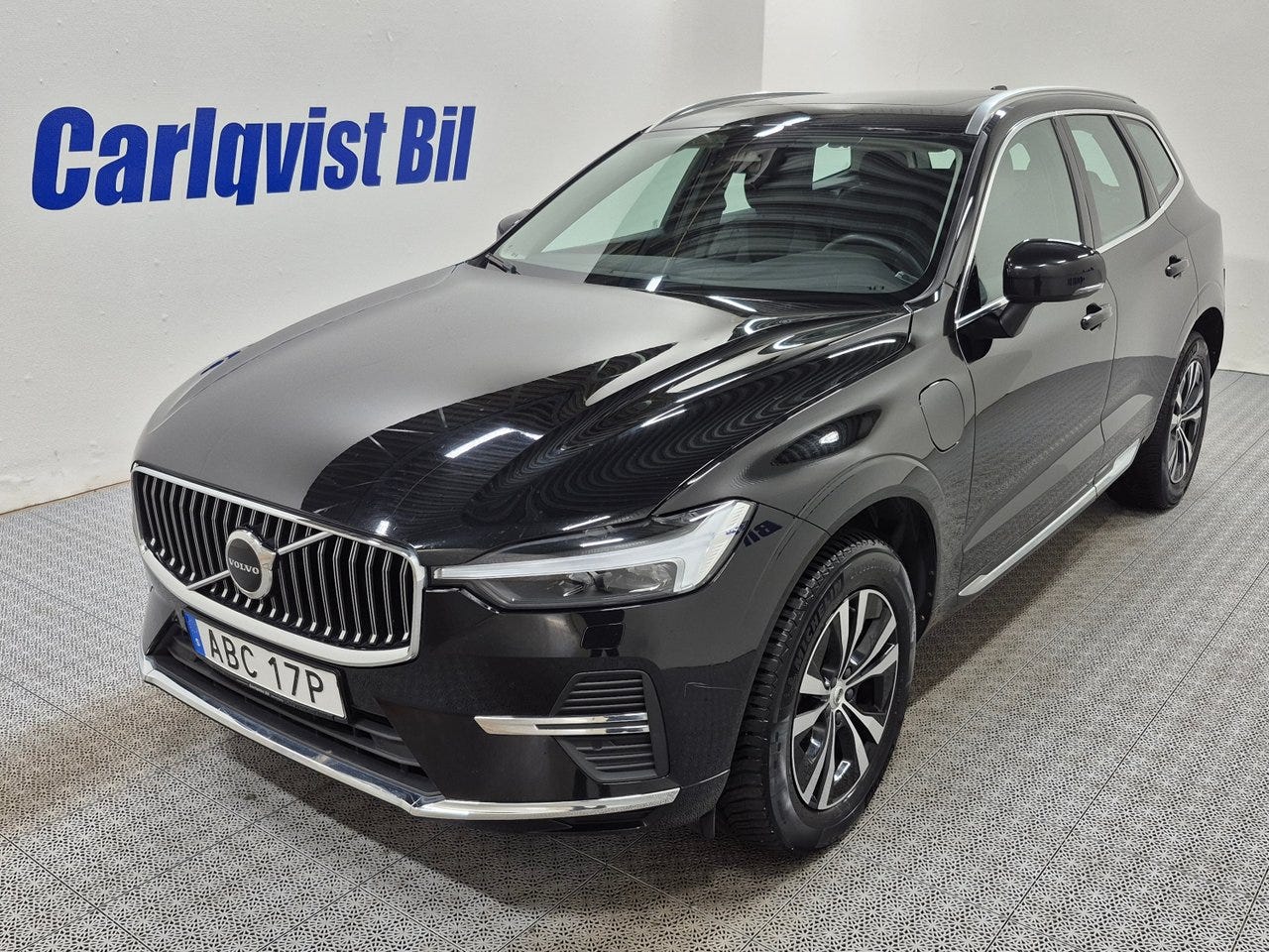 Volvo XC60 2023 – bild 1 av 11