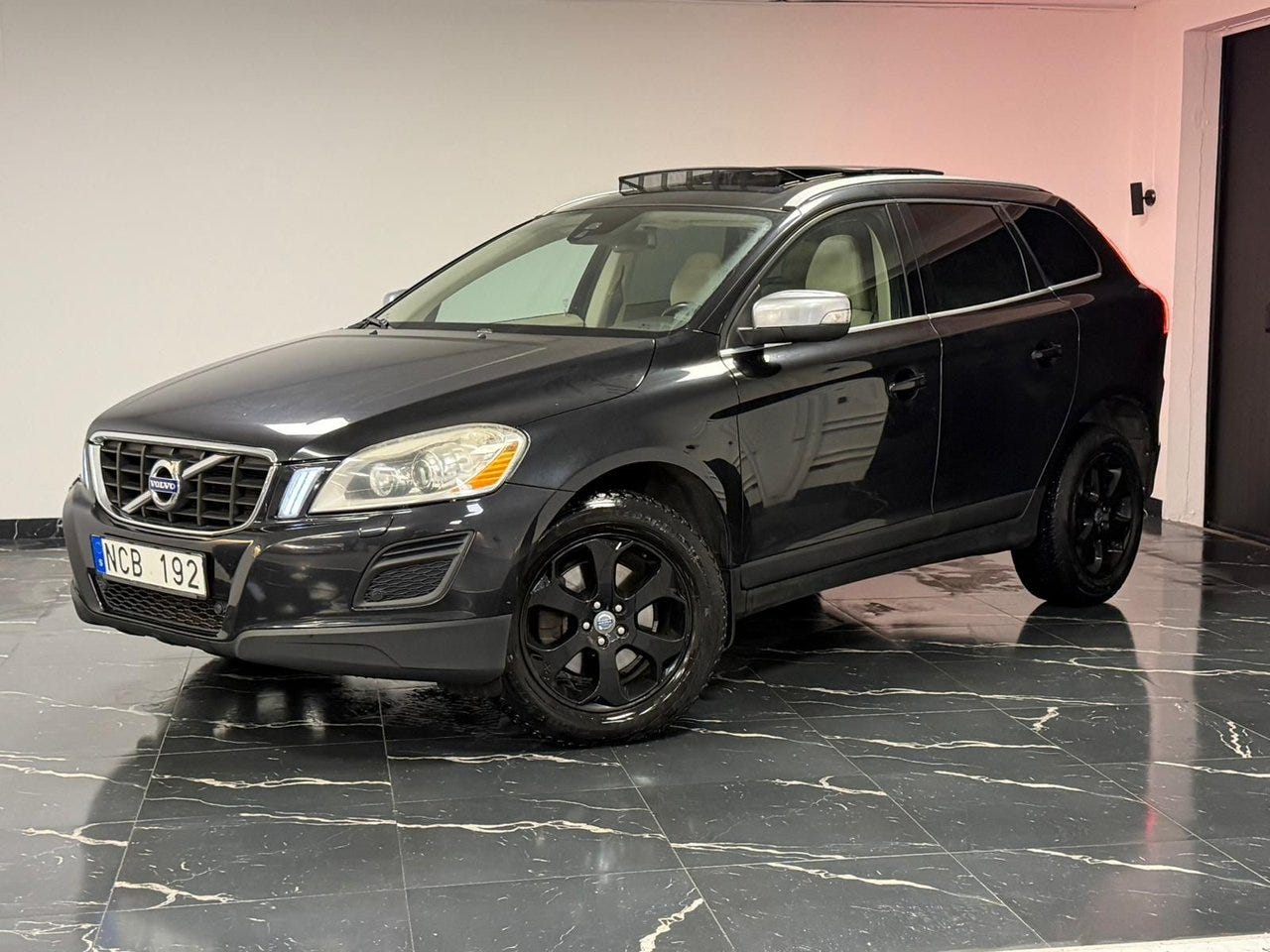 Volvo XC60 2013 – bild 1 av 21