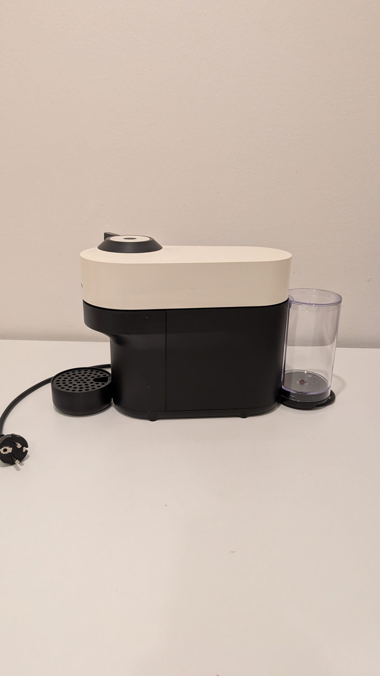 Nespresso Coffee Machine – Great Condition | Blocket