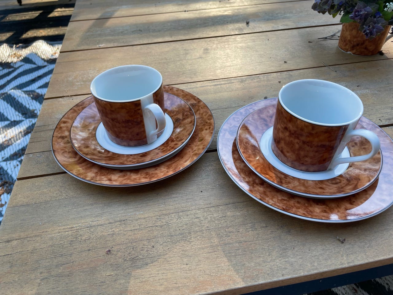 Retro kaffekoppar med fat | Blocket
