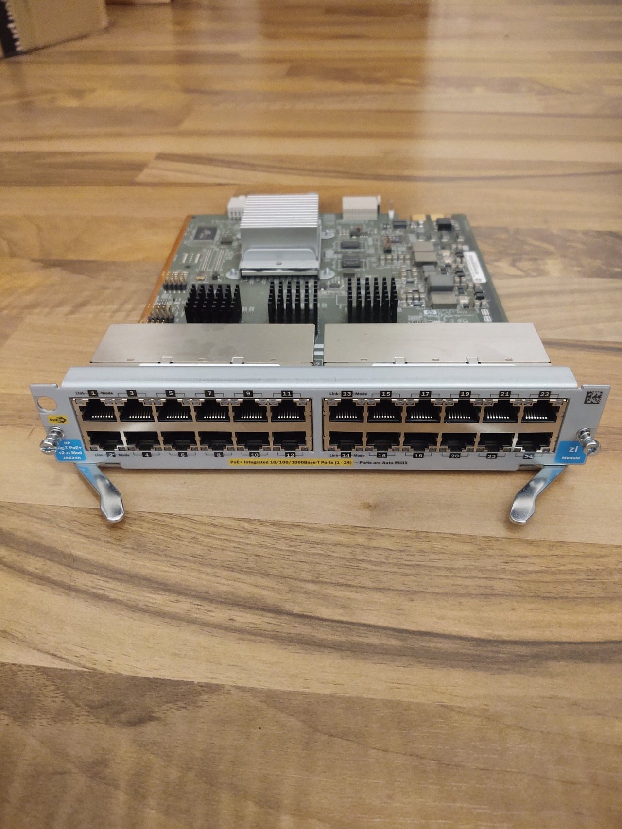 HPE Aruba J9534A – 24x Gigabit PoE+ v2 zl Enterprise-modul | Blocket