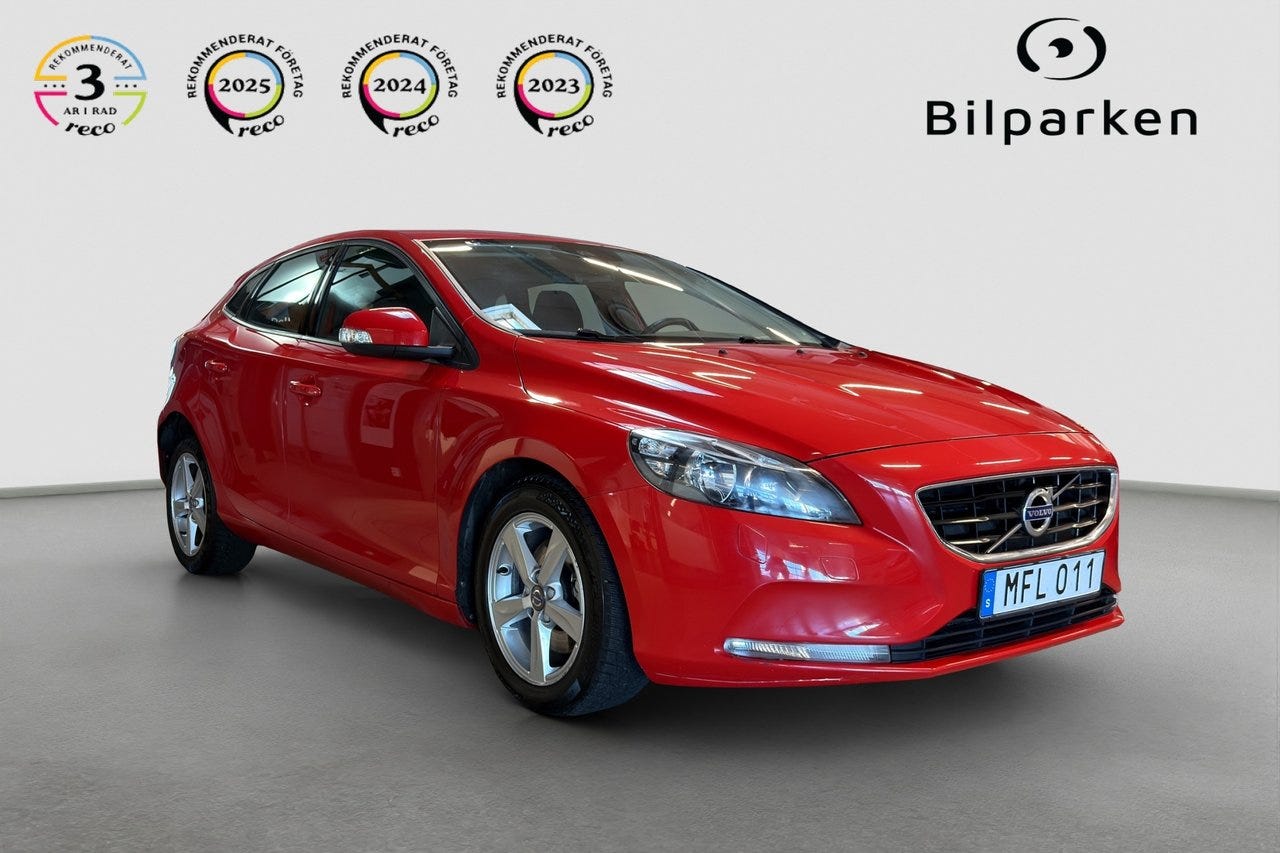 Volvo V40 2016 – bild 1 av 18