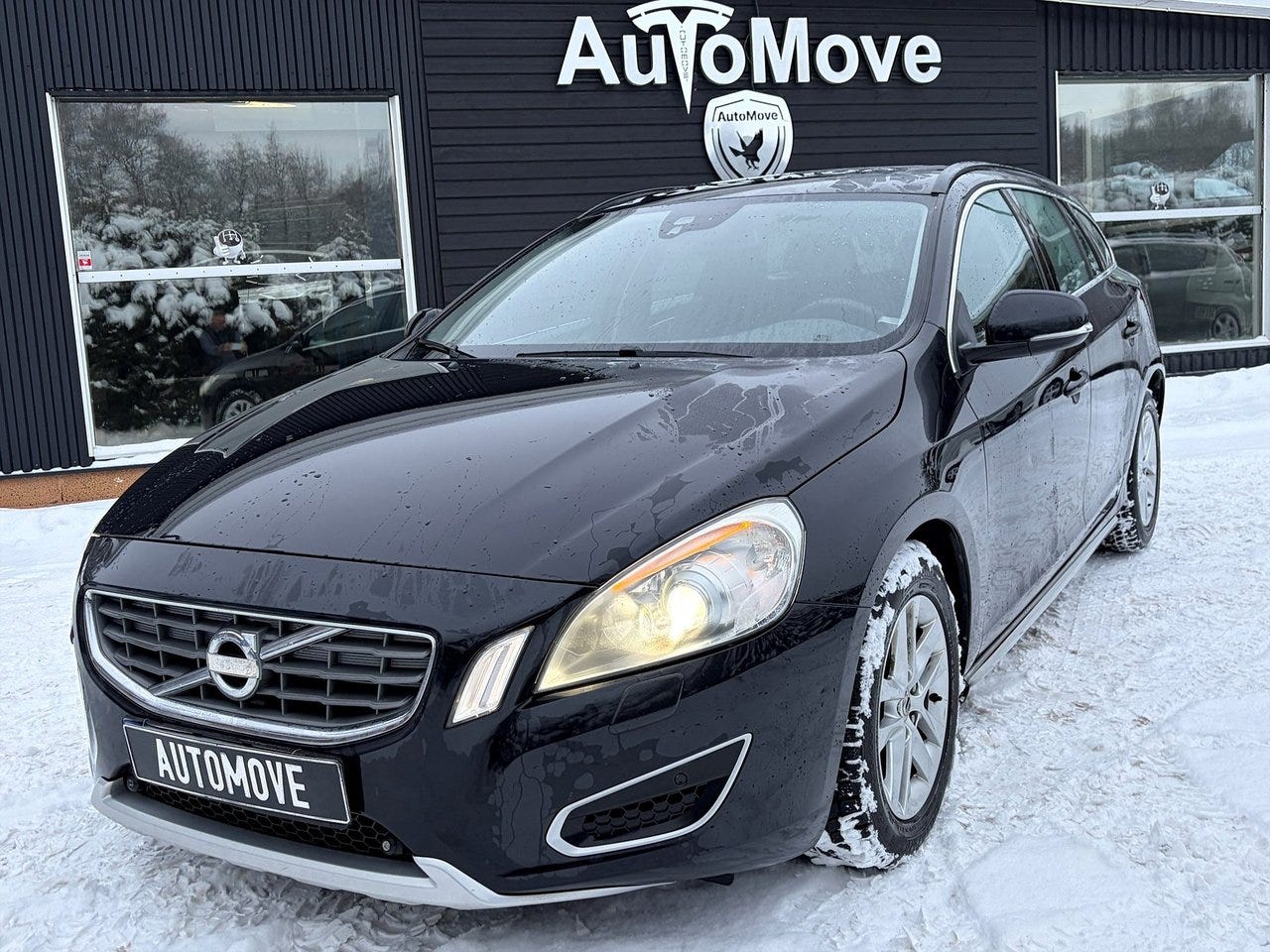 Volvo V60 2013 – bild 1 av 19