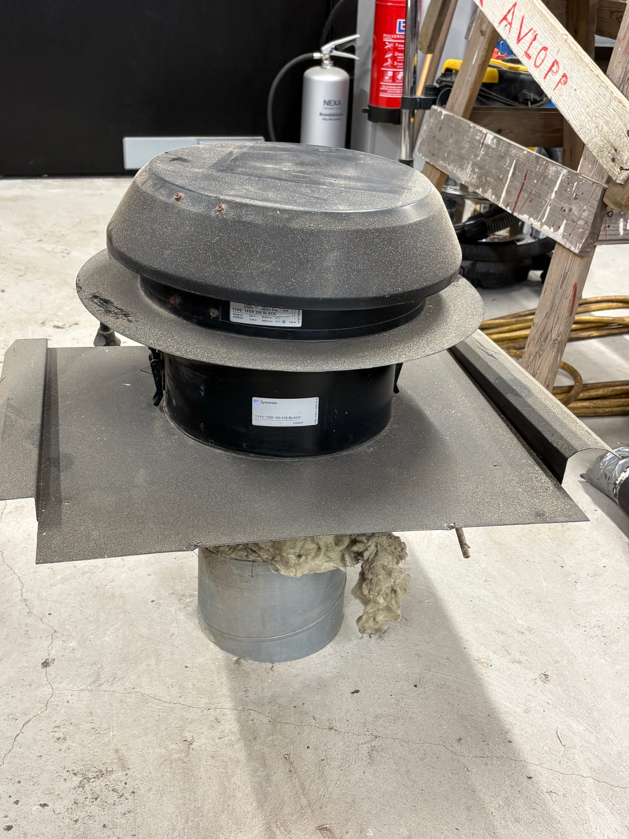 Ventilationsfläkt systemair TFER 200 BLACK | Blocket