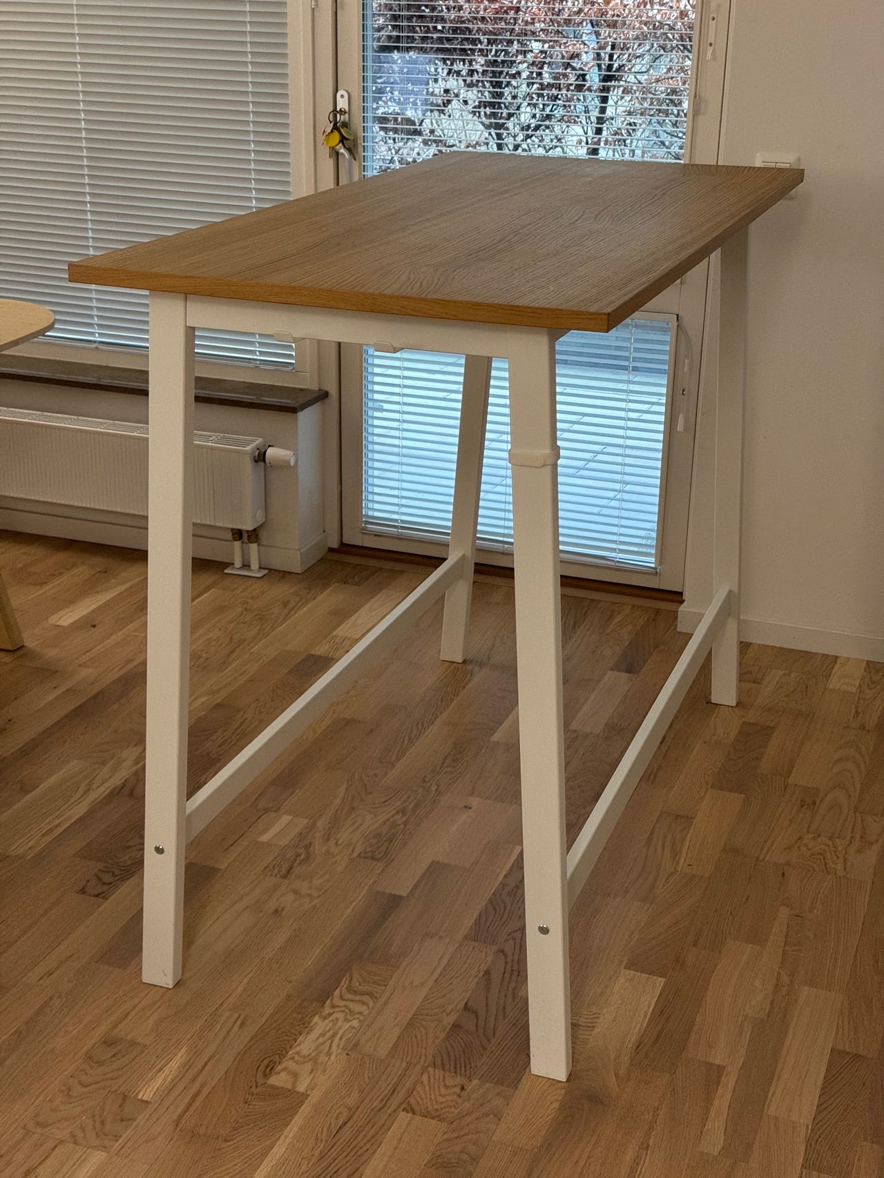 IKEA MITTZON conference table, 105 cm tall, white and oak veneer | Blocket