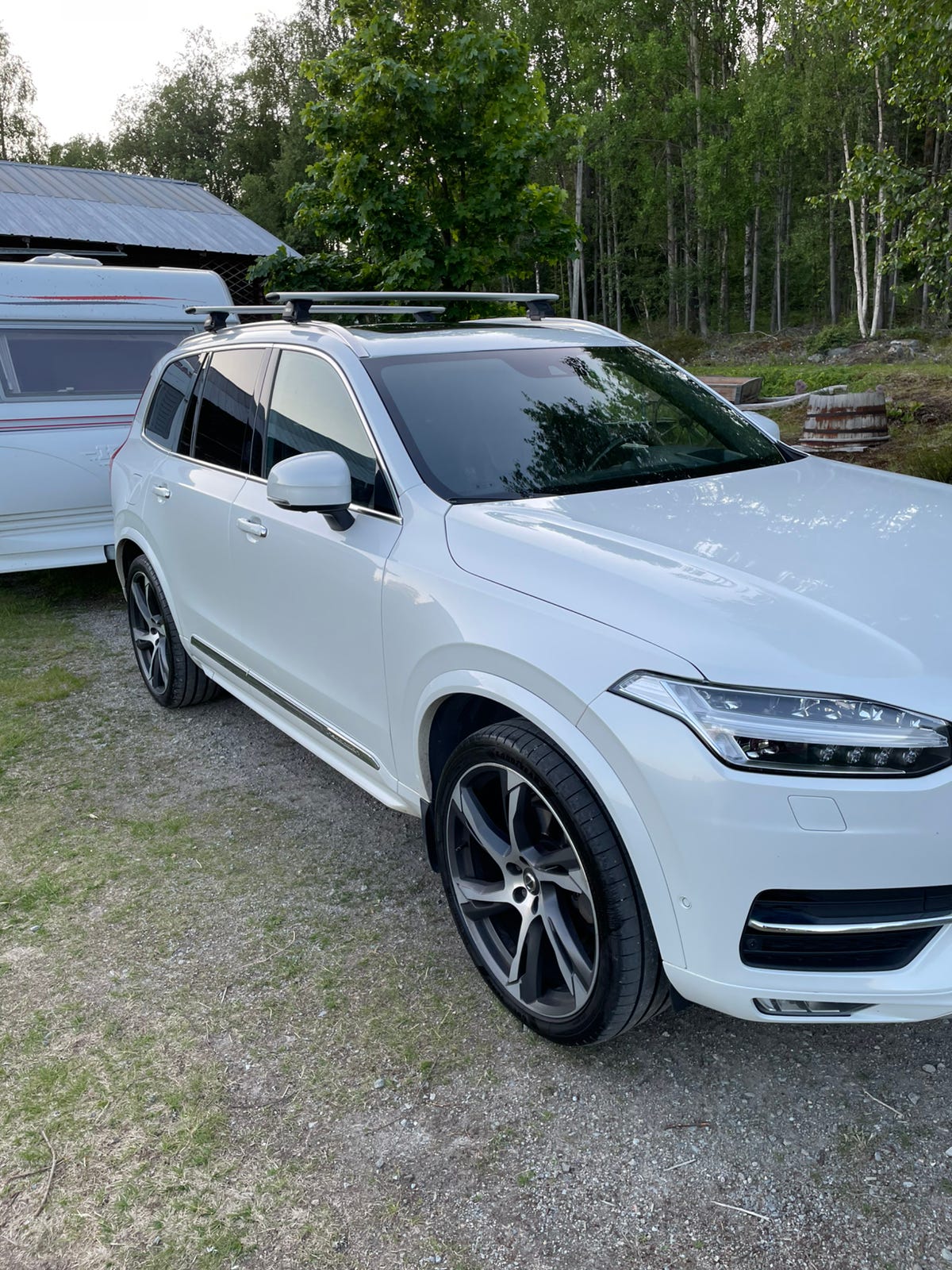 Volvo XC90 2016 – bild 1 av 3