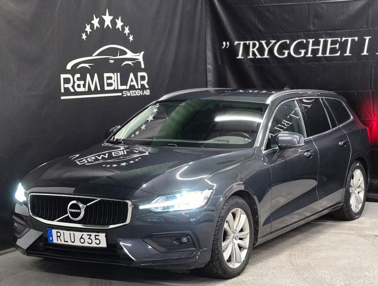 Volvo V60 2019 – bild 1 av 24