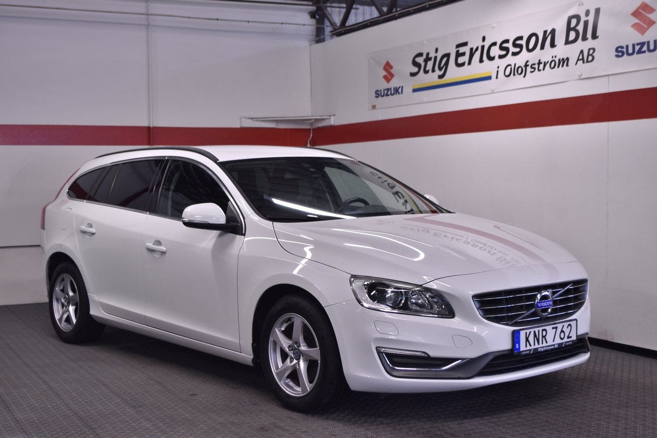 Volvo V60 2015 – bild 1 av 12