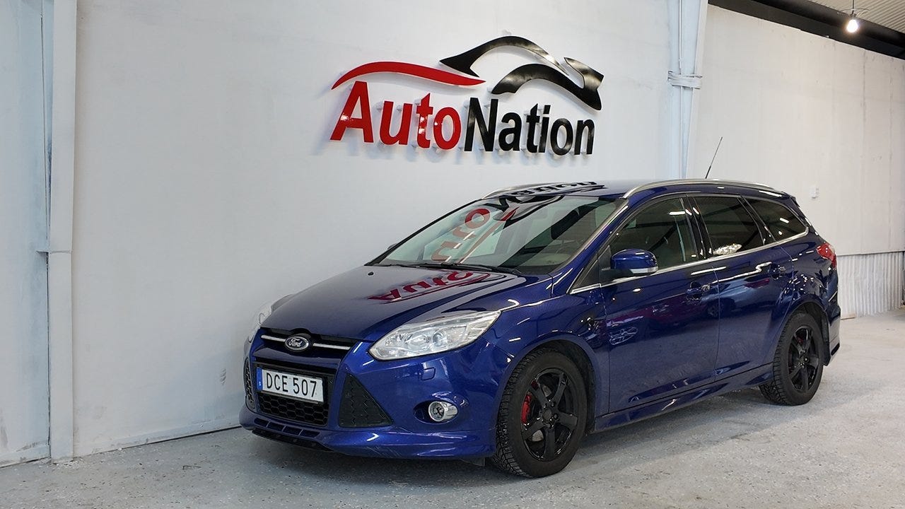 Ford Focus 2015 – bild 1 av 14