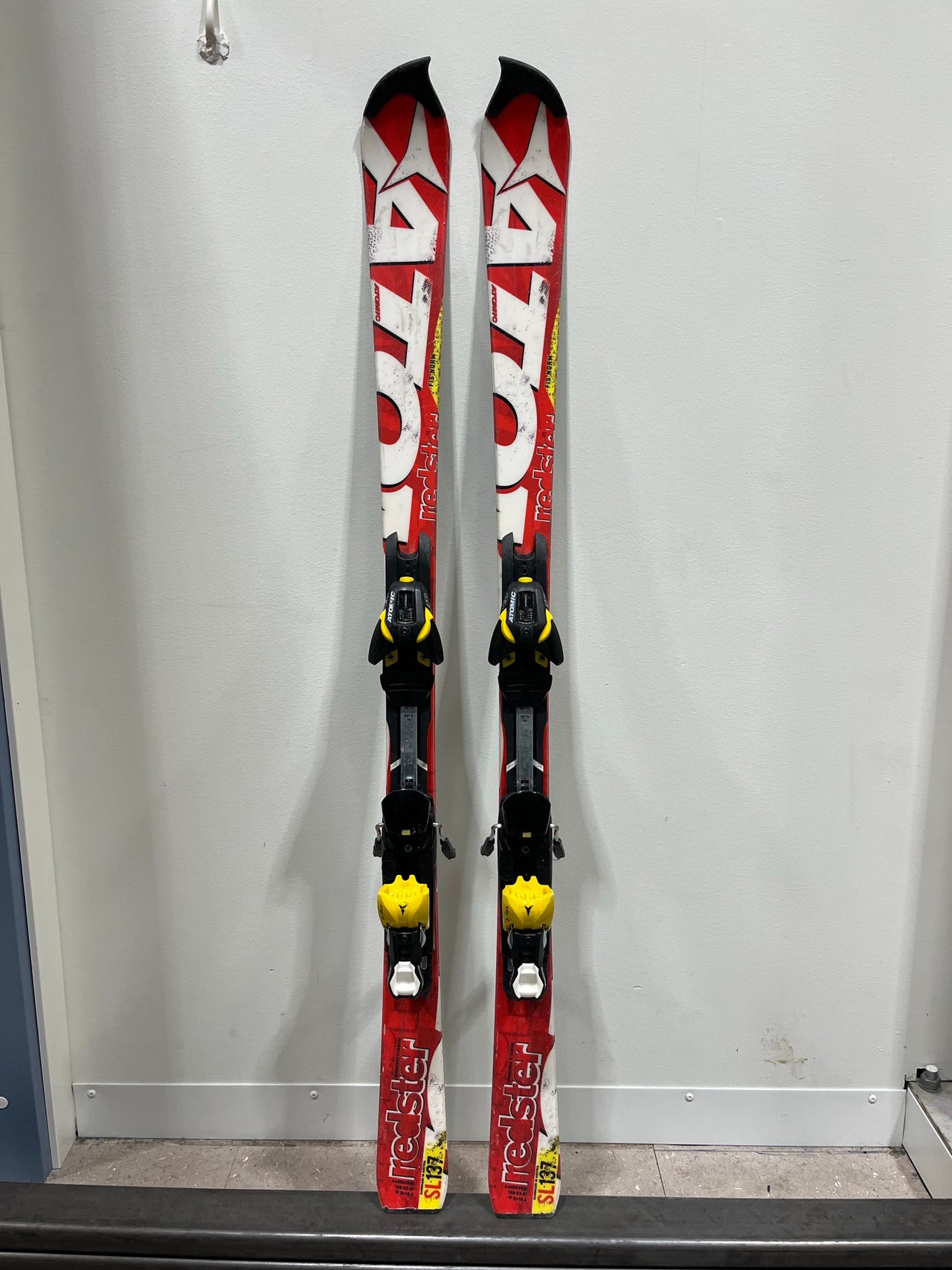 Atomic Redster SL FIS norm 137 cm | Blocket