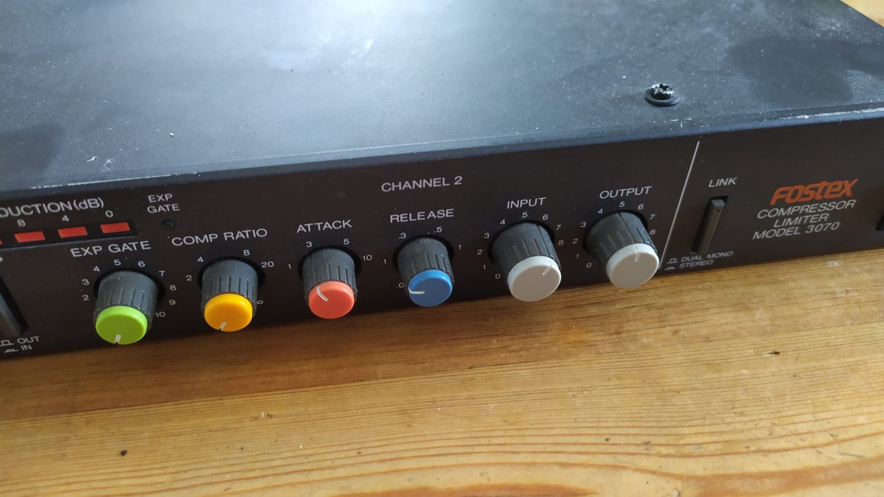 Fostex model 3070 PWM limiter/comp | Blocket