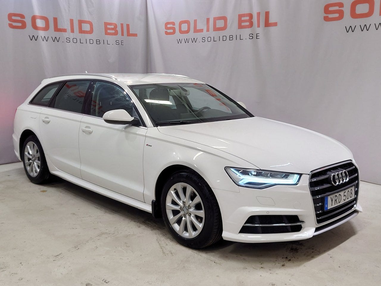 Audi A6 2018 – bild 1 av 16