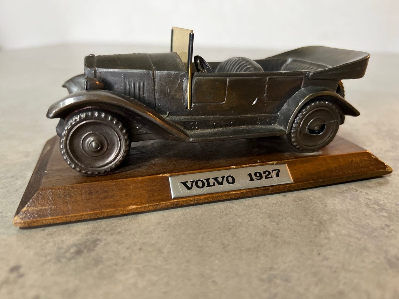 ? Klassisk Volvo 1927 – Samlarbil i metall | Blocket