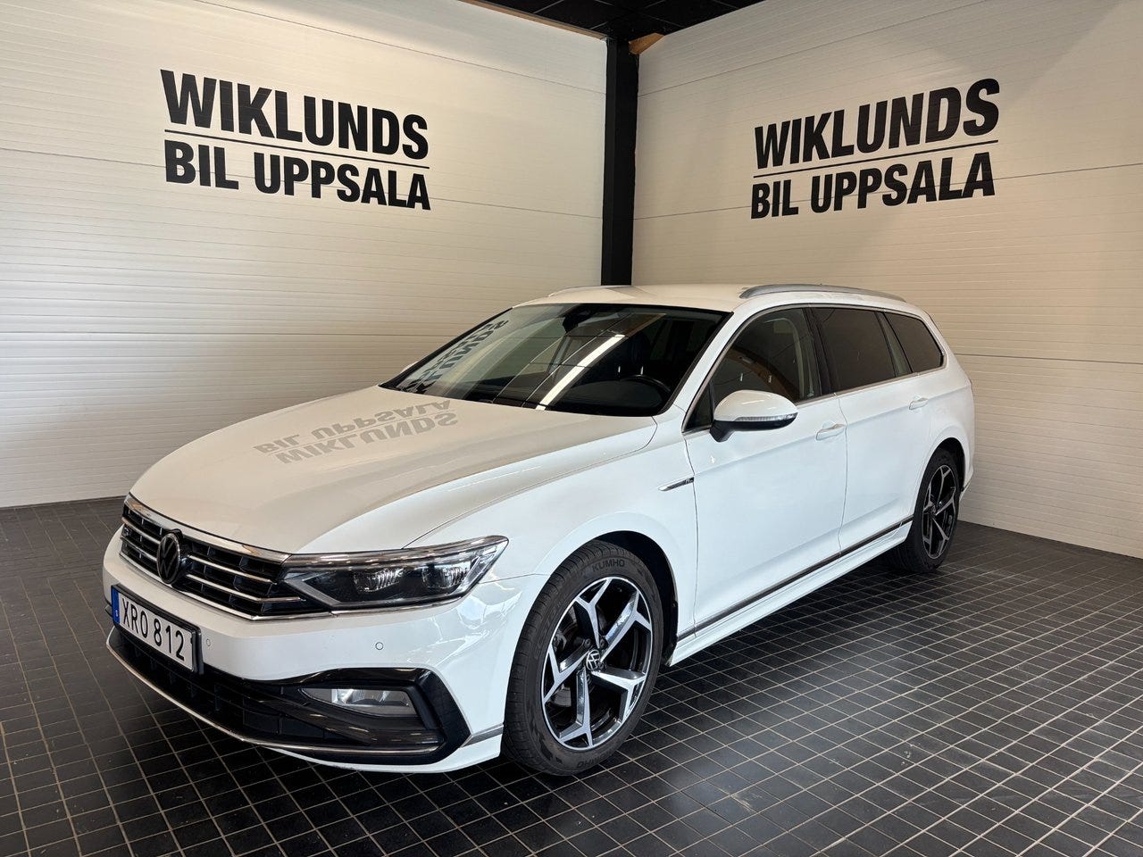 Volkswagen Passat 2021 – bild 1 av 23