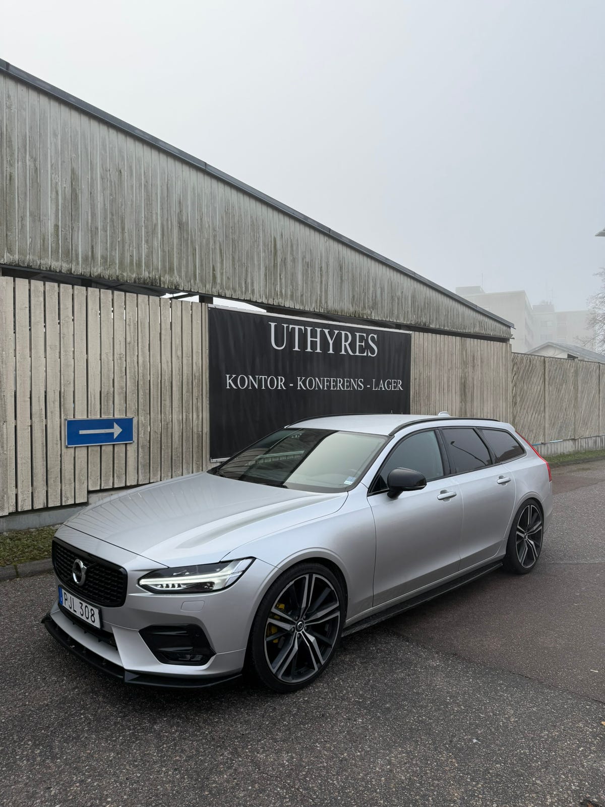 Volvo V90 2018 – bild 1 av 5