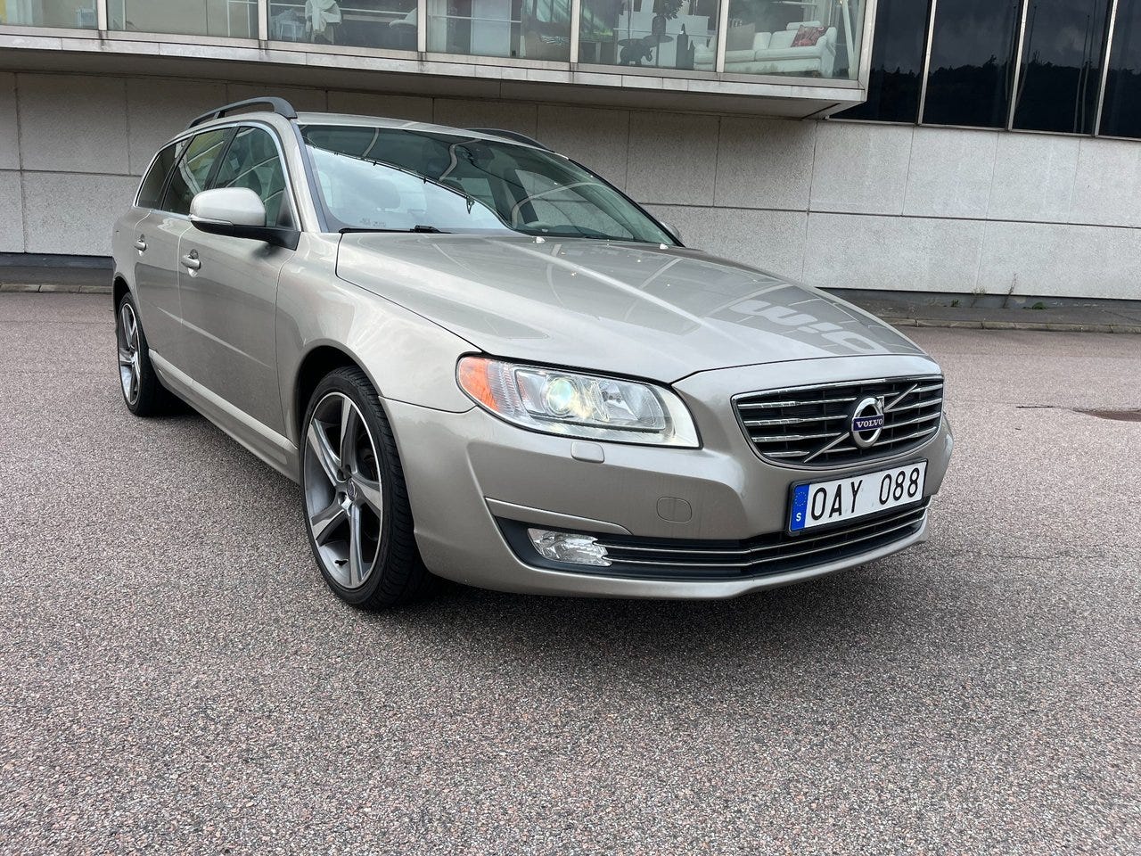 Volvo V70 2014 – bild 1 av 20