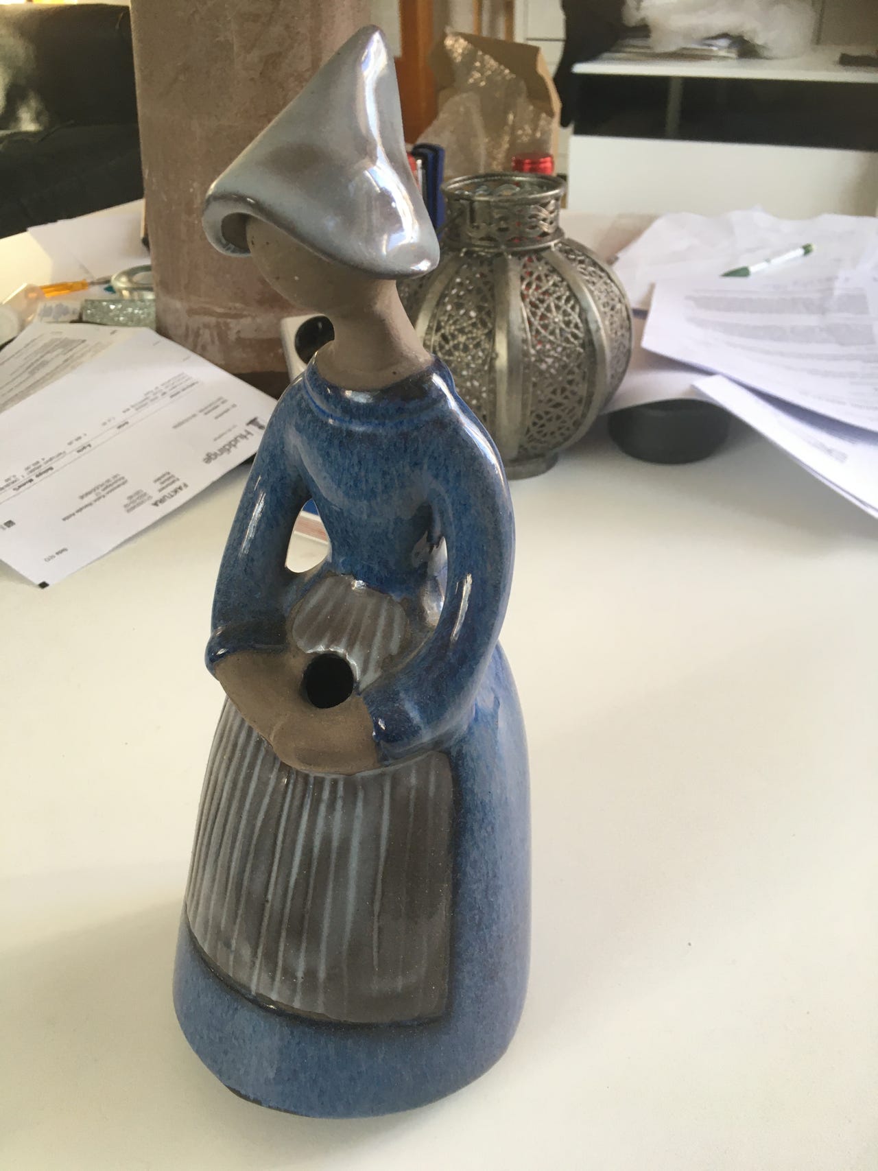 Blomsterflicka av Elsi Bourelius Jie Keramik | Blocket