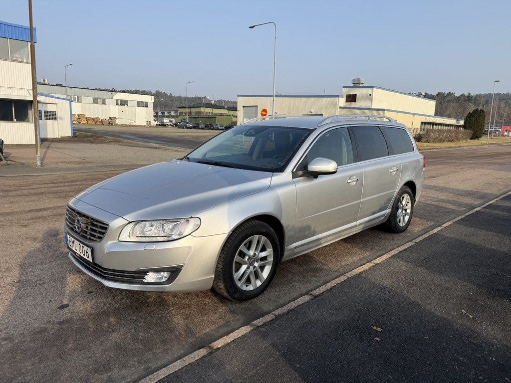 Volvo V70 2015 – bild 1 av 9