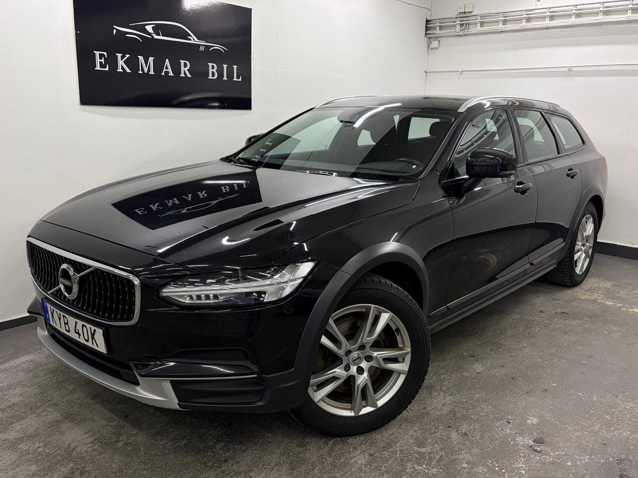 Volvo V90 Cross Country 2019 – bild 1 av 24