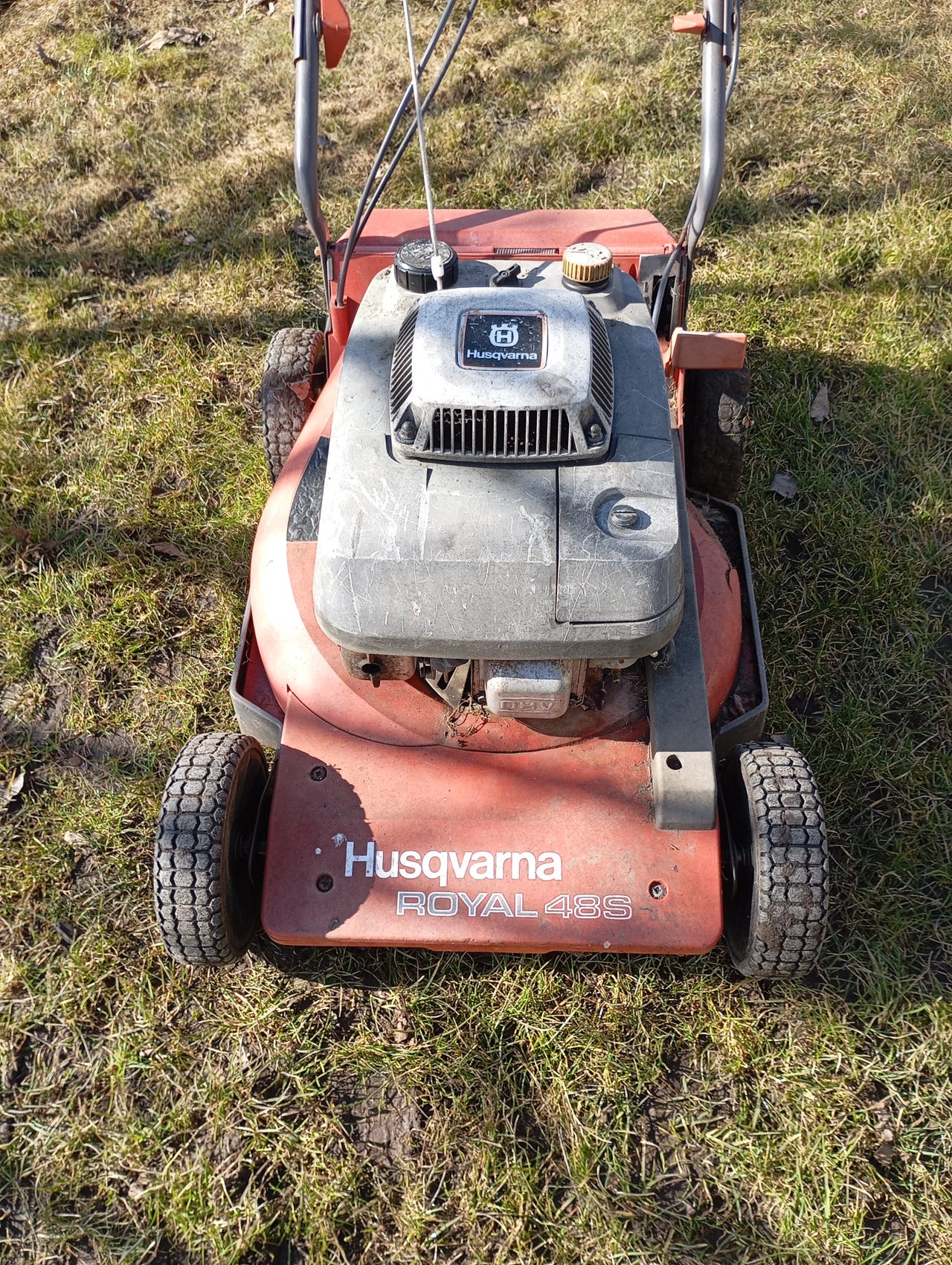 Husqvarna Royal 43S gräsklippare bensin röd | Blocket