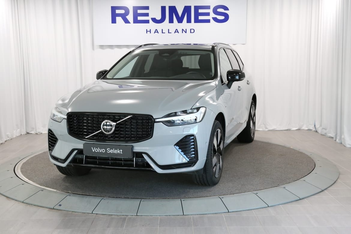 Volvo XC60 2025 – bild 1 av 17