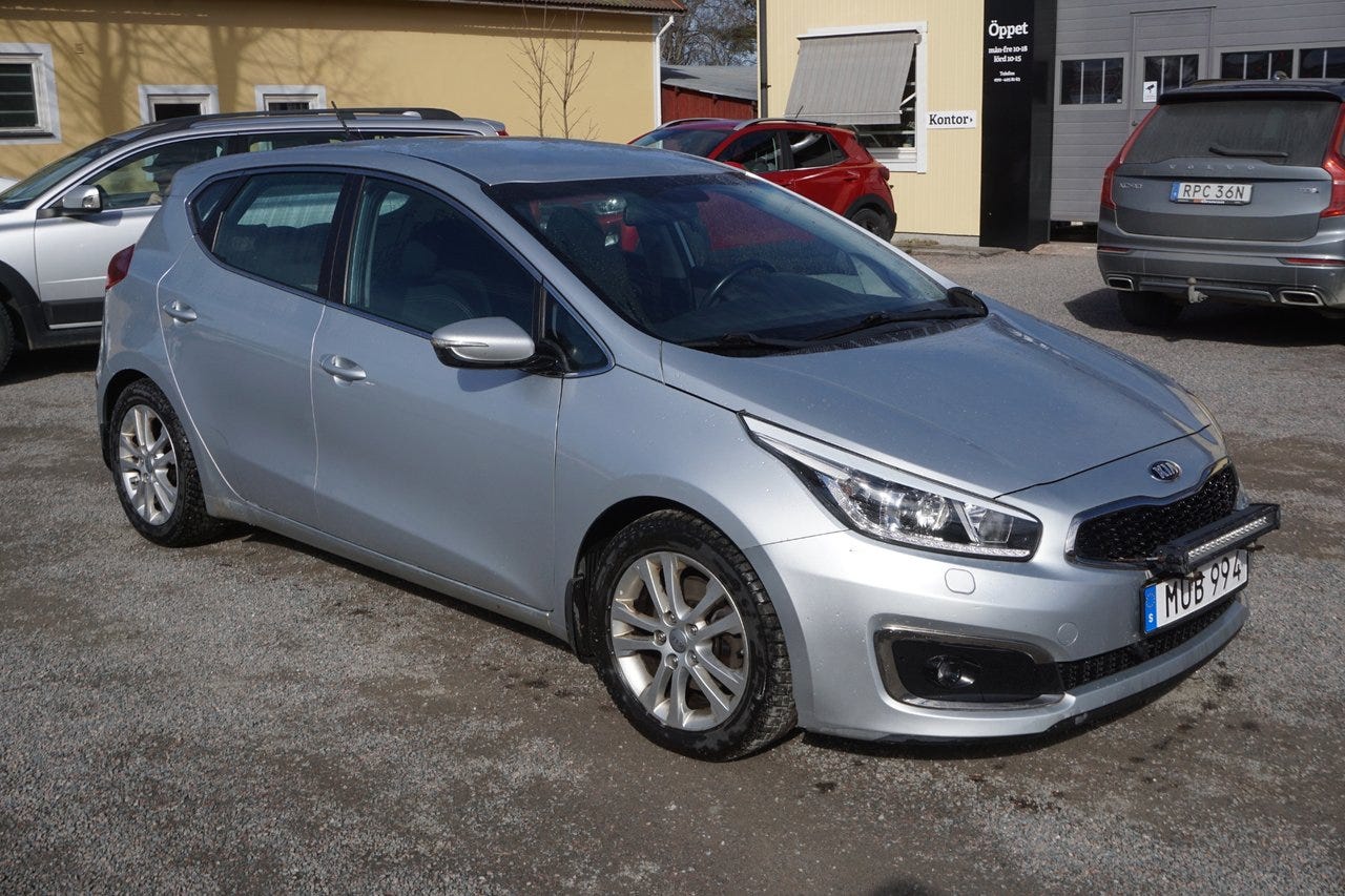 Kia Ceed 2016 – bild 1 av 7